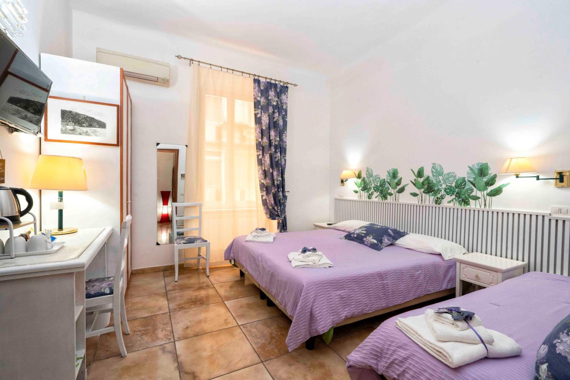 Rodoflor Rooms Кастелламмаре-ди-Стабия Экстерьер фото